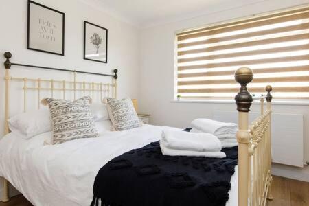 Charming Bolthole 400M To Beach Earnley Exterior photo